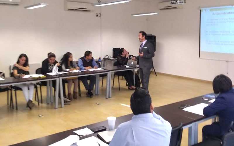 Dr. Alberto Ruiz Rioja